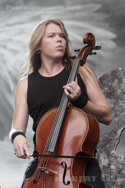 APOCALYPTICA - 2008-08-28 - SAINT CLOUD - Domaine National - Grande Scene - 